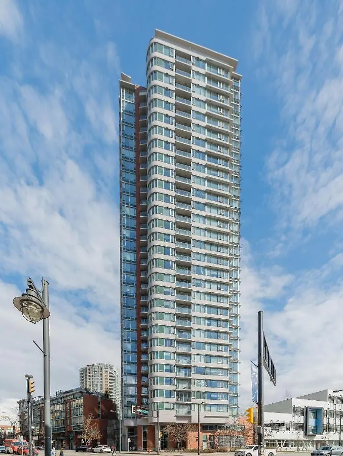 Gardenview Modern Condo With Parking, Gym, Pool, Ac Vancouver 0*,  Canada
